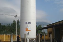Lắp đặt hệ thống bồn chứa CO2